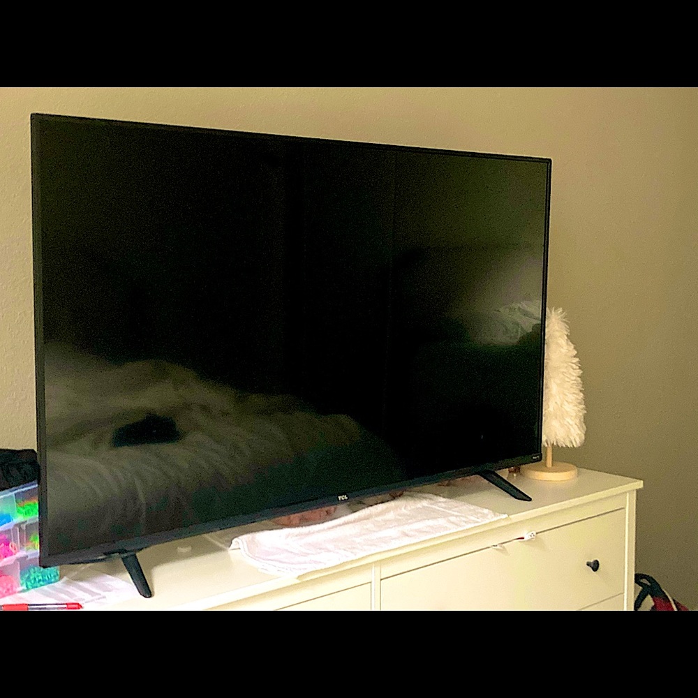 TCL 55in ROKU tv